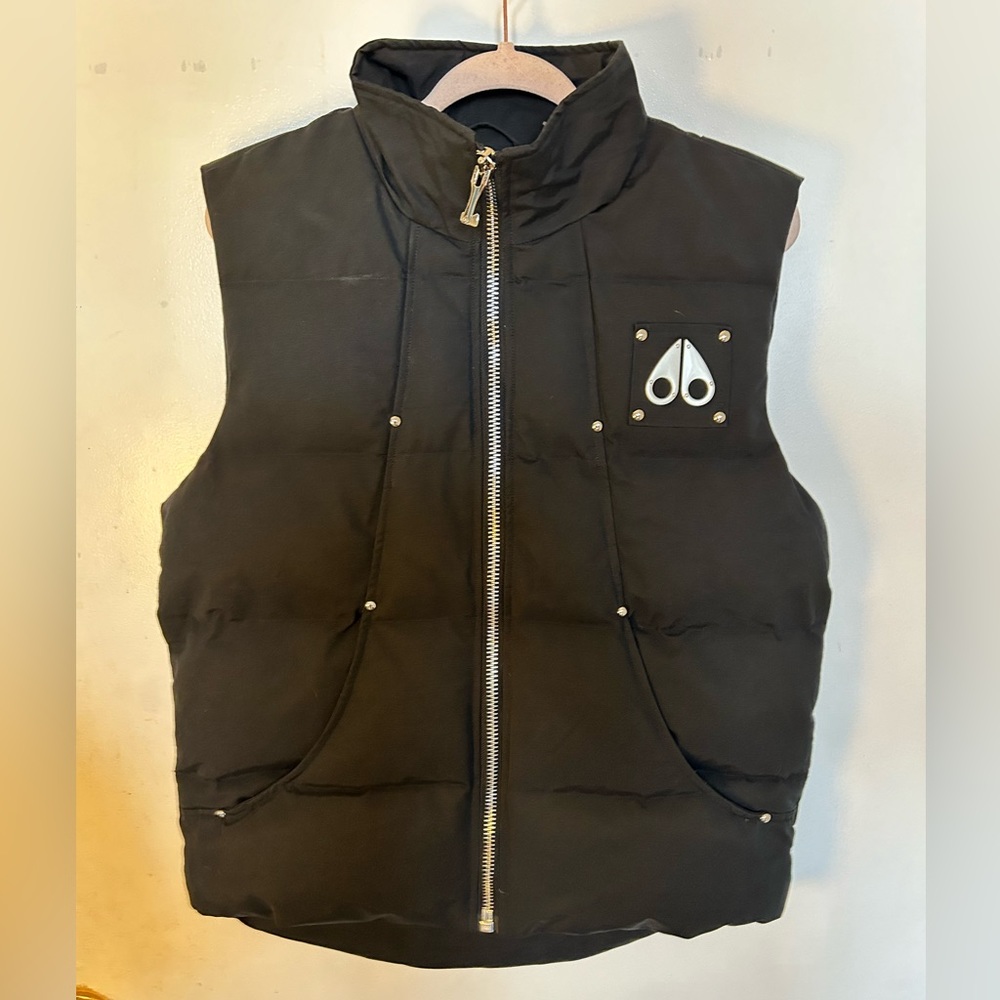 Moose Knucles vest